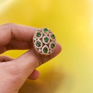 Adjustable Elegant Gold and Green Statement Ring